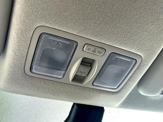 2025 Hyundai VENUE SEL IVT