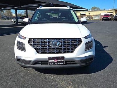 2025 Hyundai VENUE SEL IVT