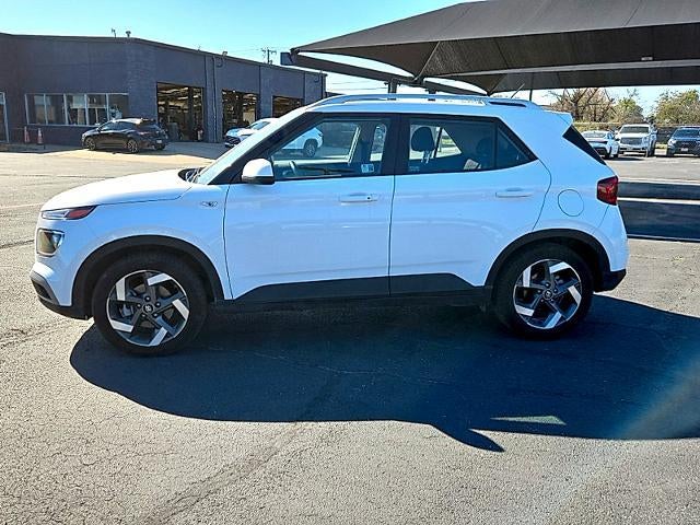 2025 Hyundai VENUE SEL IVT