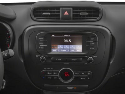 2017 Kia Soul + Auto