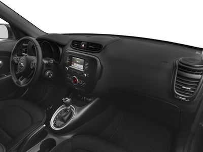 2017 Kia Soul + Auto