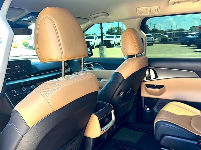 2024 Kia Carnival LX FWD