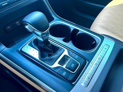 2024 Kia Carnival LX FWD