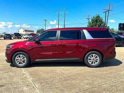 2024 Kia Carnival LX FWD