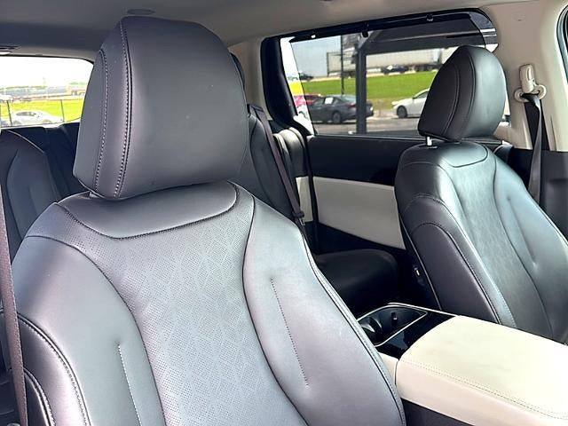 2023 Kia Carnival EX FWD