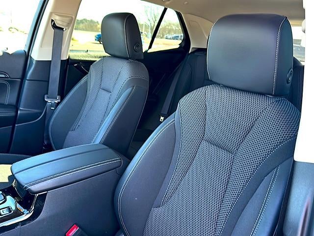 2023 Buick Envision FWD 4dr Preferred