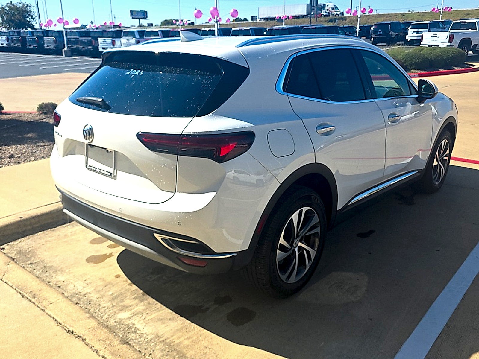 2023 Buick Envision Essence FWD