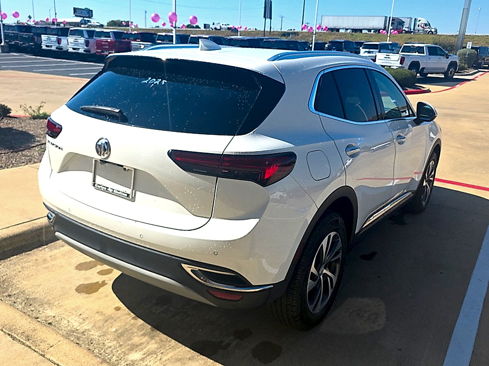 2023 Buick Envision Essence FWD