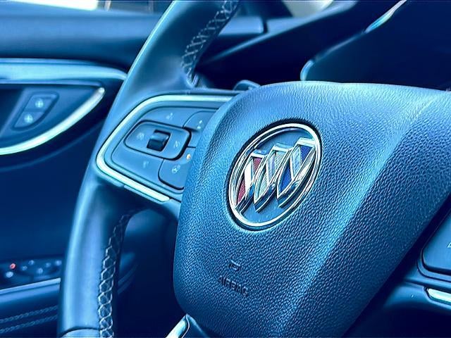 2022 Buick Envision FWD 4dr Essence