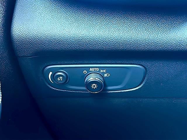 2022 Buick Envision FWD 4dr Essence