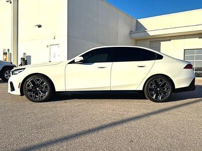 2024 BMW 530i Sedan