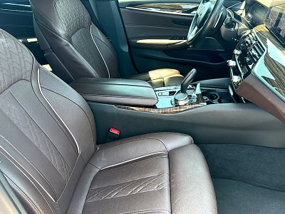 2021 BMW 540i Sedan