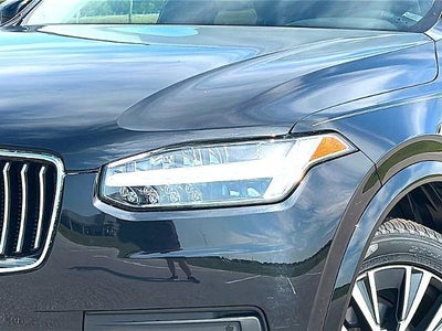 2022 Volvo XC90 T5 FWD Momentum 7P