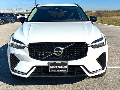 2023 Volvo XC60 B5 AWD Plus Dark Theme
