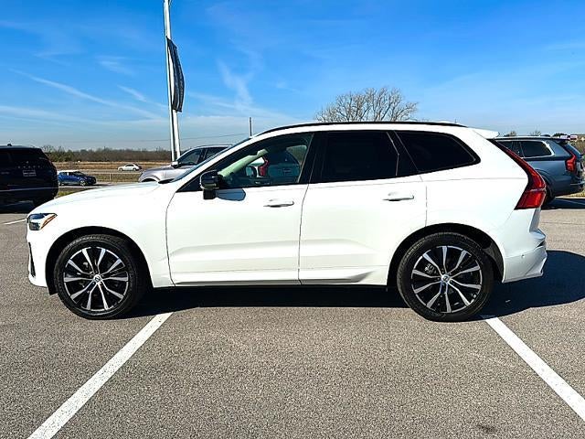 2023 Volvo XC60 B5 AWD Plus Dark Theme