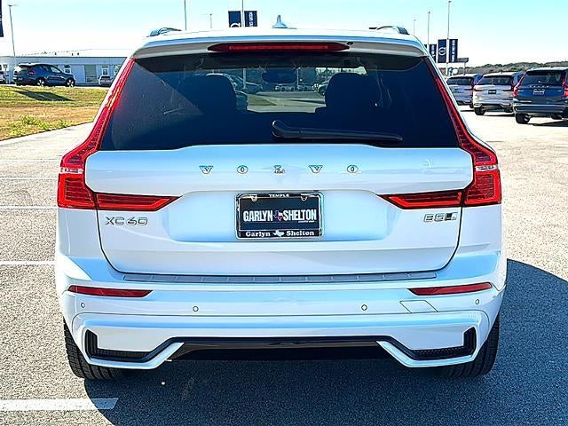 2023 Volvo XC60 B5 AWD Plus Dark Theme