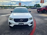 2025 Volvo XC40 B5 AWD Plus Dark Theme