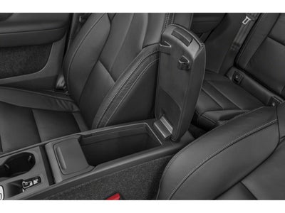 2023 Volvo XC40 B5 AWD Core