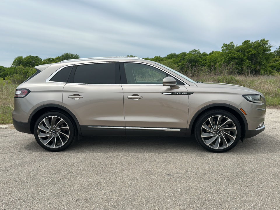 2021 Lincoln Nautilus Reserve
