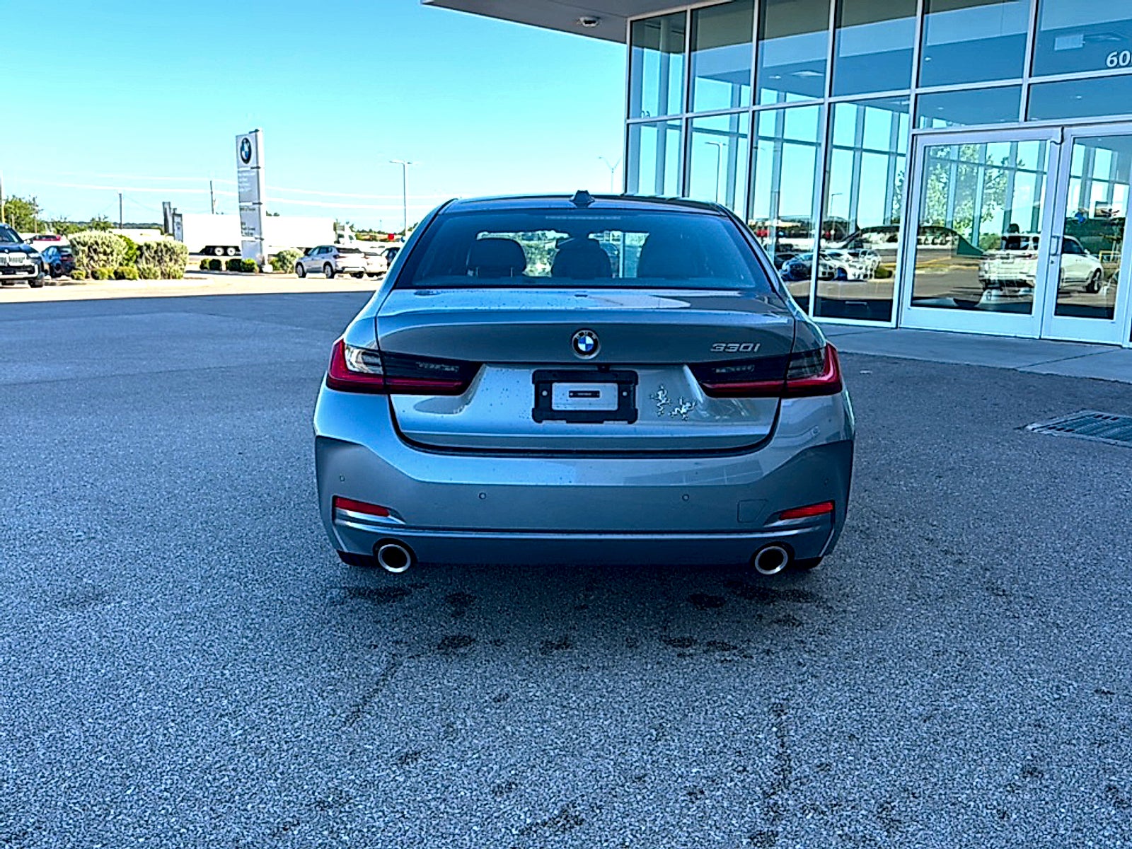 2024 BMW 3 Series 330i