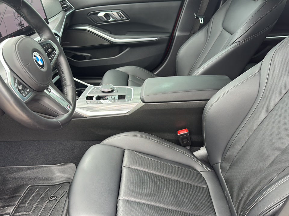 2023 BMW 3 Series 330i