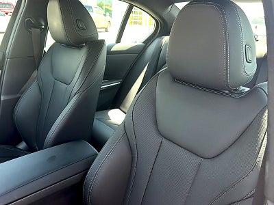 2024 BMW 3 Series 330i