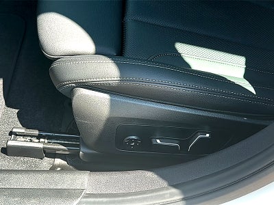 2024 BMW 3 Series 330i