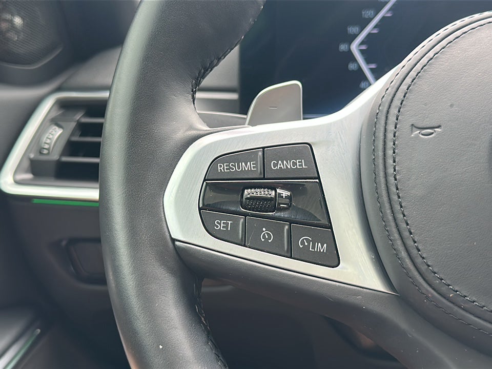 2023 BMW 3 Series 330i
