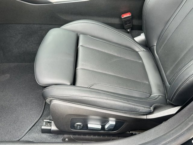 2023 BMW 3 Series 330i