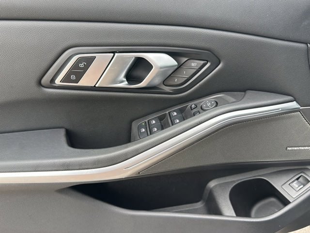 2023 BMW 3 Series 330i