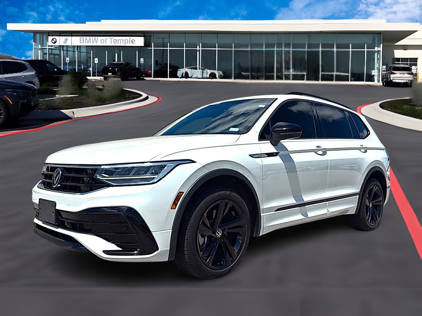 2023 Volkswagen Tiguan SE R-Line Black
