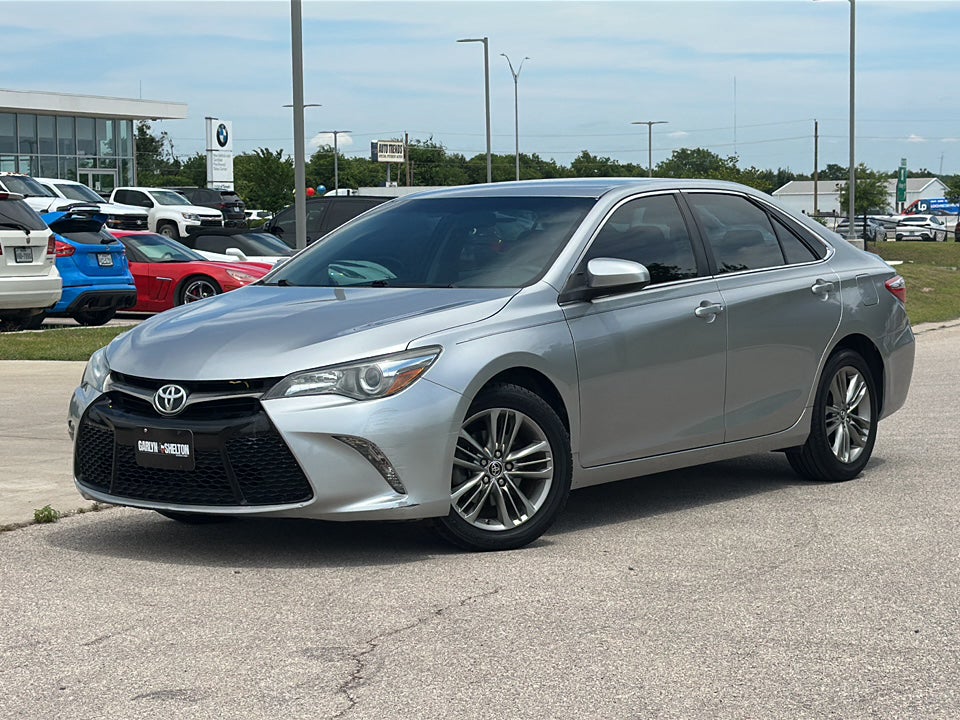 2016 Toyota Camry SE