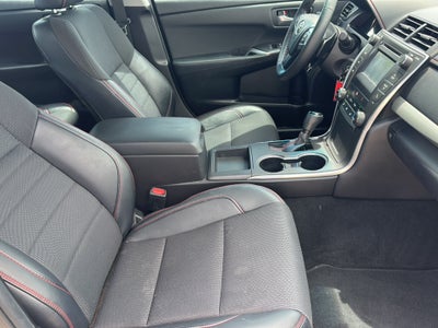 2016 Toyota Camry SE