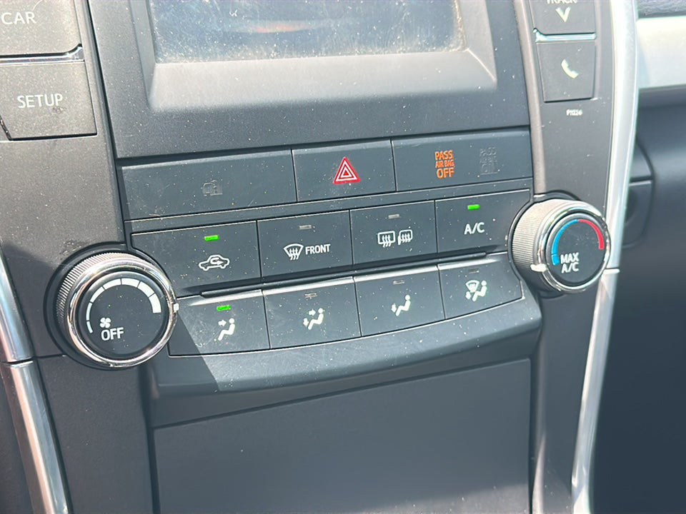 2016 Toyota Camry SE