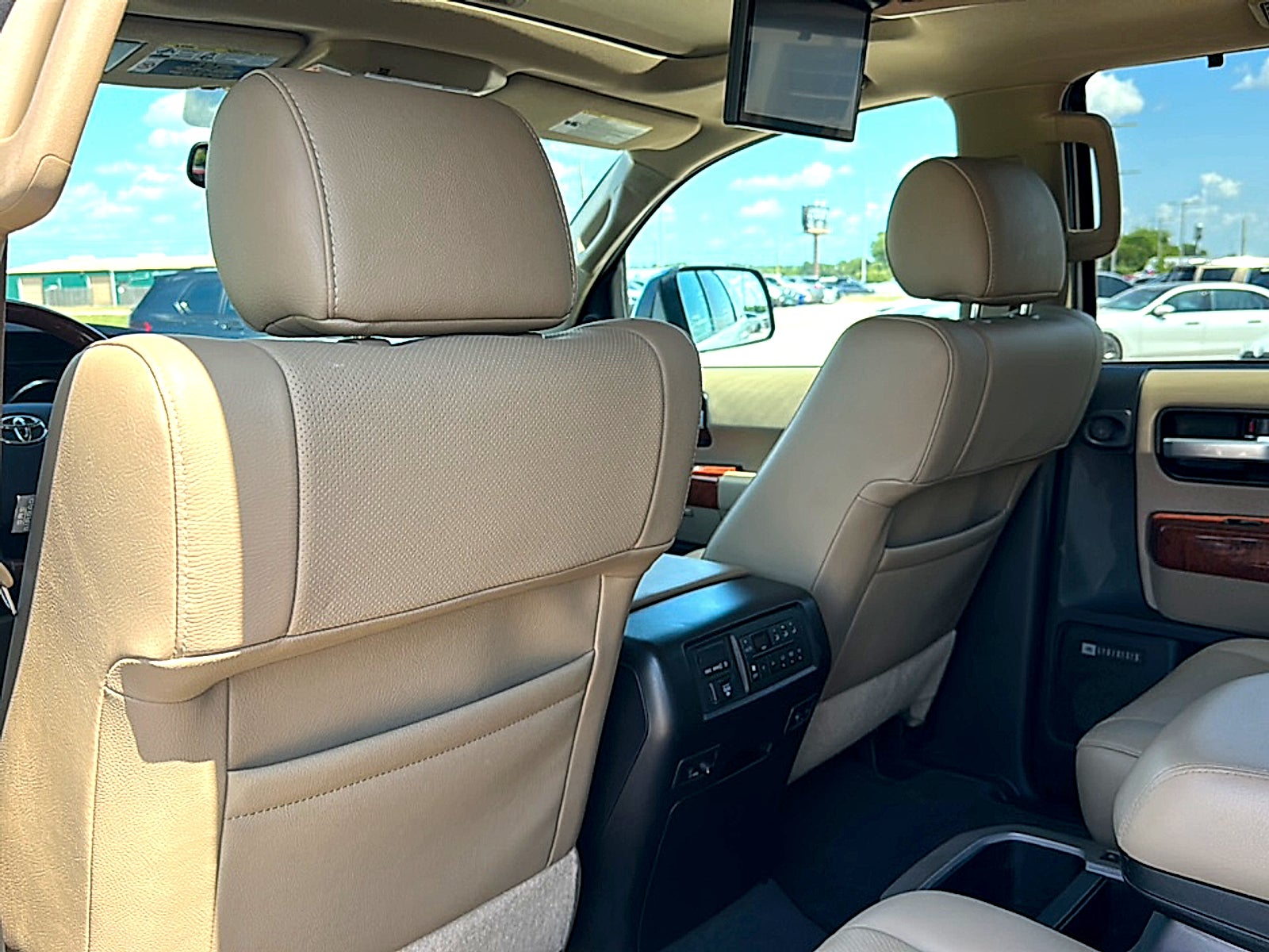 2020 Toyota Sequoia Platinum