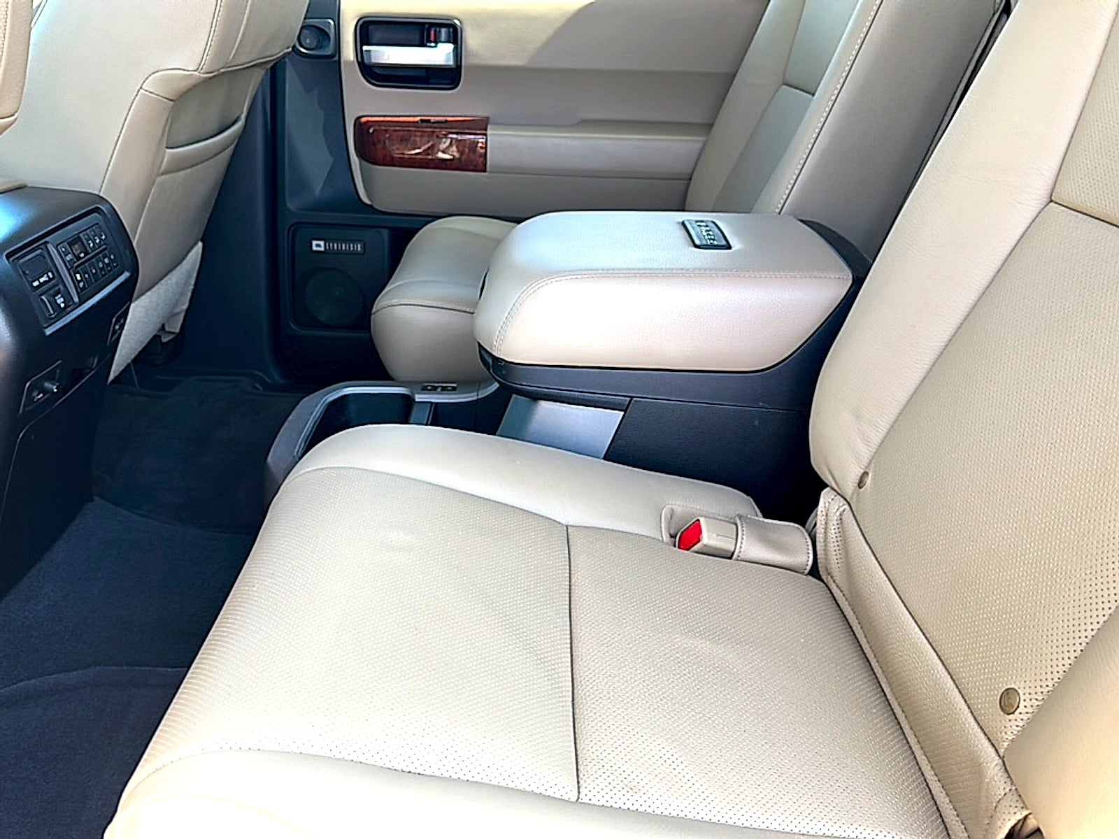2020 Toyota Sequoia Platinum