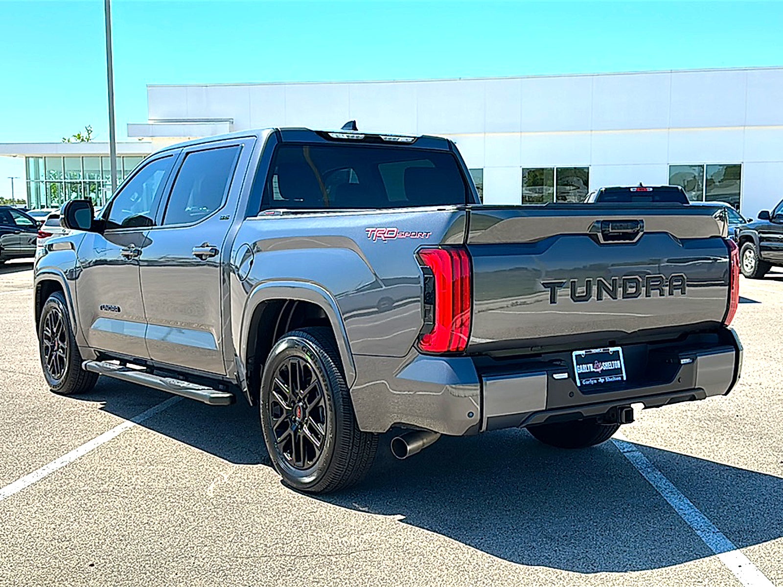 2022 Toyota Tundra SR5
