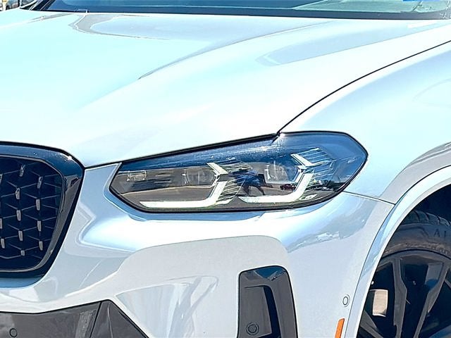 2023 BMW X4 xDrive30i