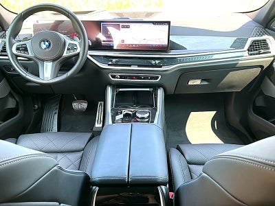 2025 BMW X6 xDrive40i