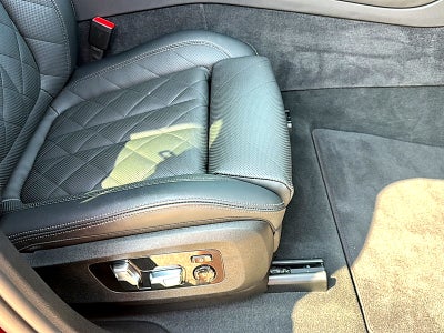 2025 BMW X6 xDrive40i