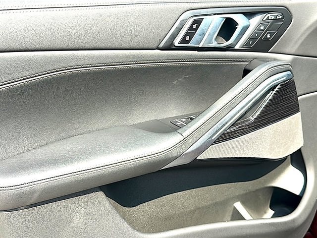 2025 BMW X6 xDrive40i