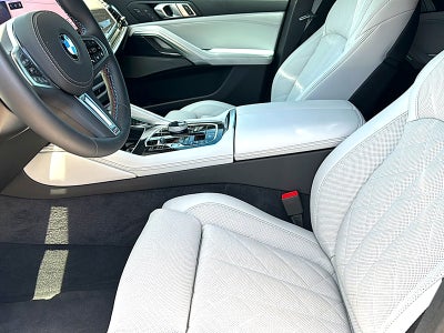 2026 BMW X6 M60i