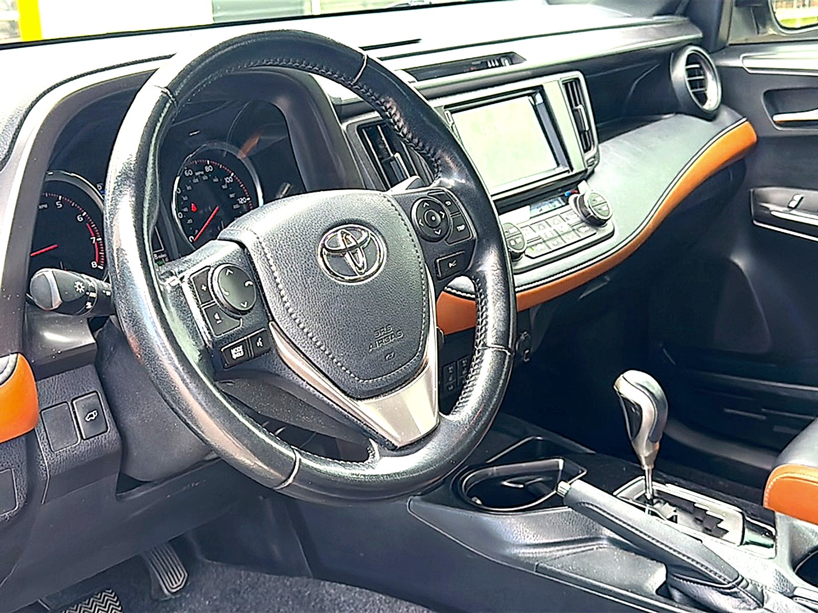 2018 Toyota RAV4 SE