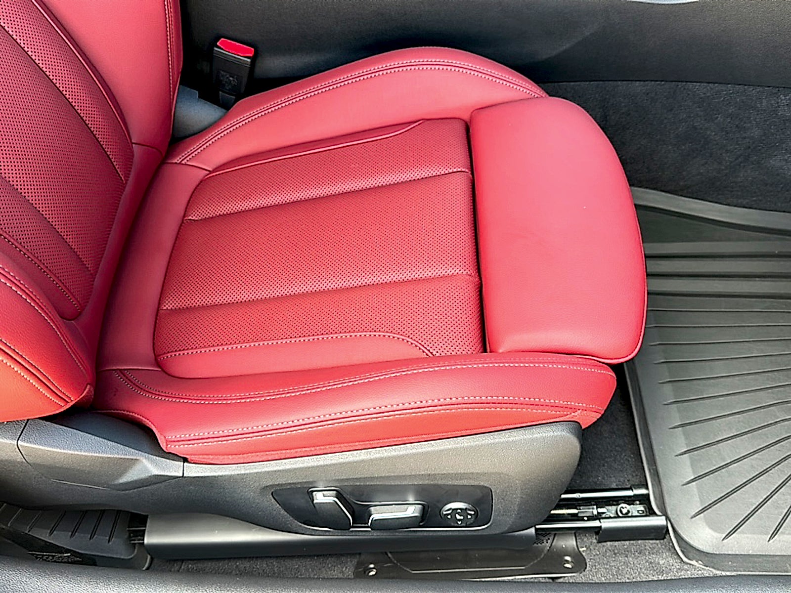 2025 BMW 4 Series 430i xDrive