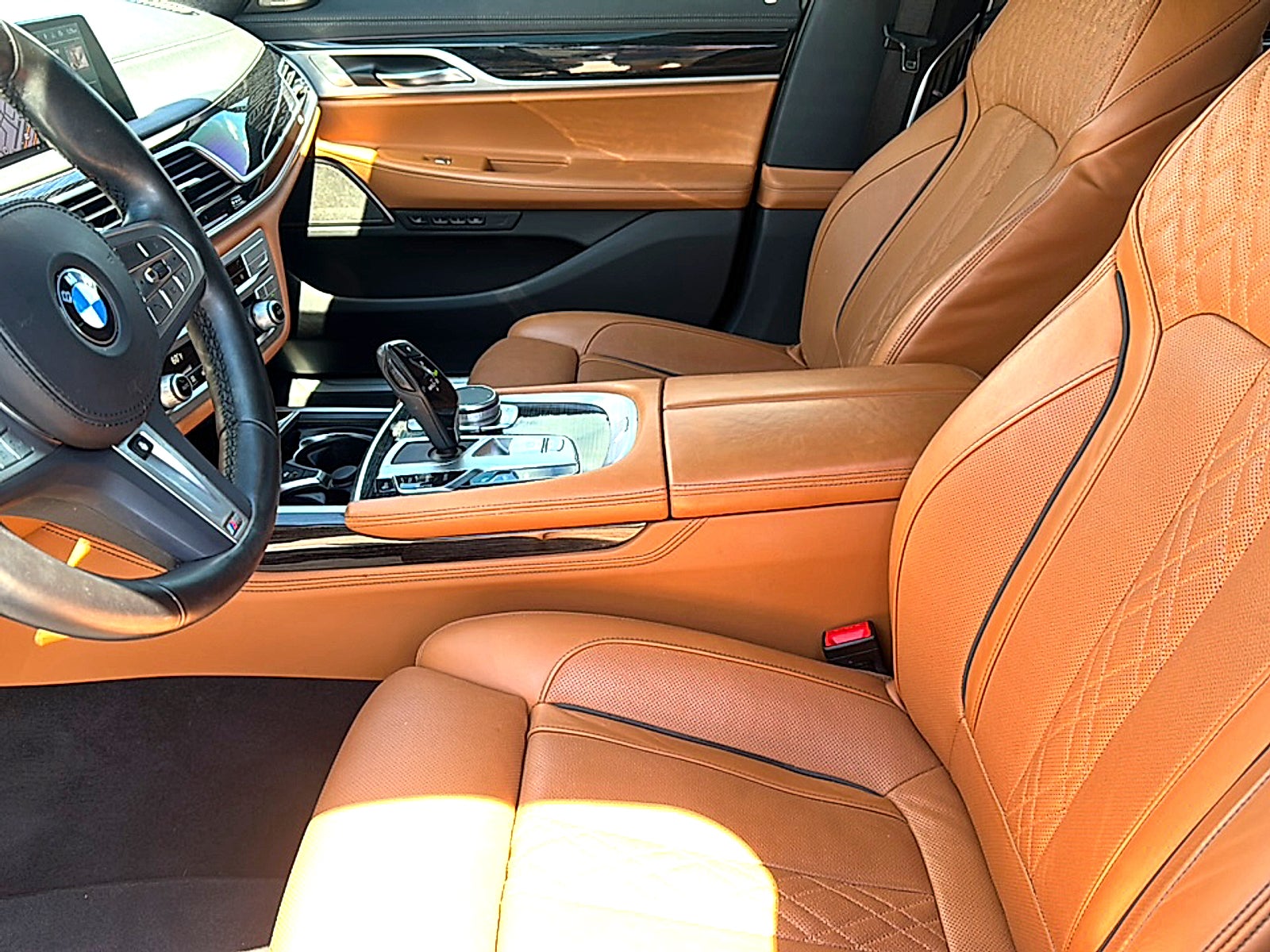 2022 BMW 7 Series 740i