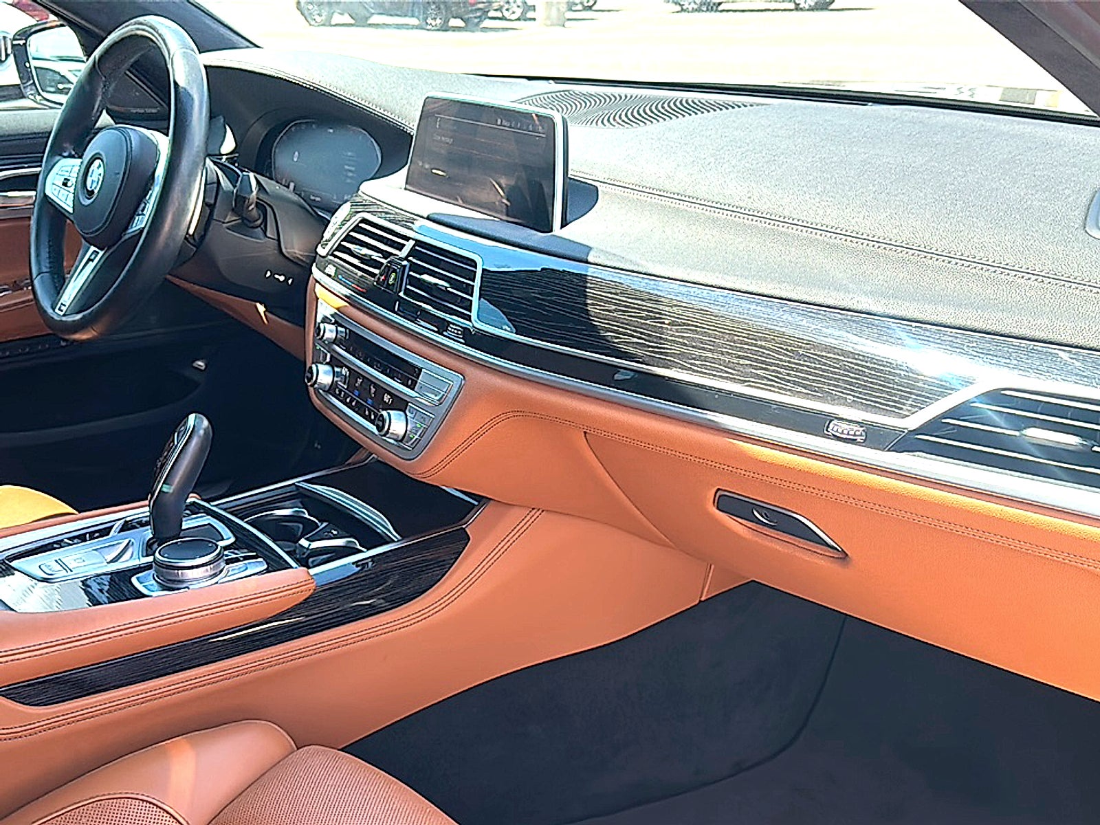 2022 BMW 7 Series 740i