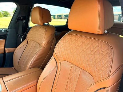 2022 BMW 7 Series 740i
