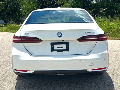 2026 BMW i5 eDrive40